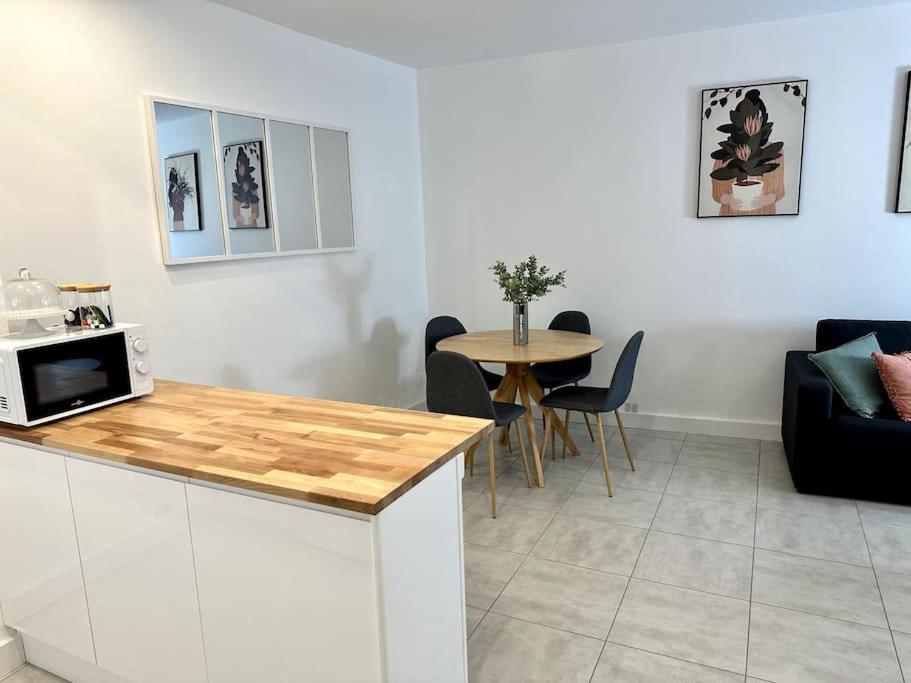 Apartamento Le Nid Douillet Nimes Exterior foto