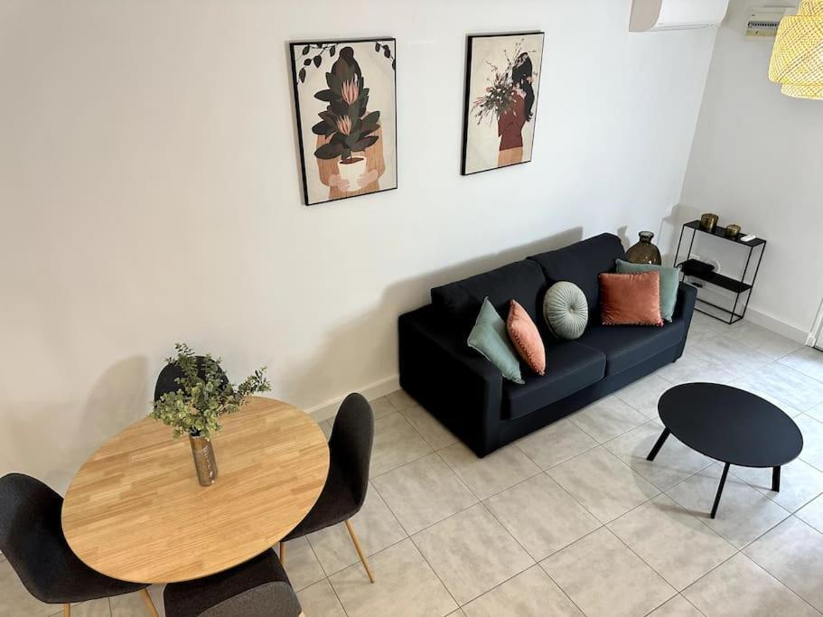 Apartamento Le Nid Douillet Nimes Exterior foto